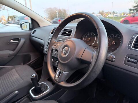Volkswagen Polo MATCH 9