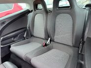 Volkswagen Scirocco GT TDI 11