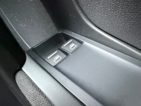 Volkswagen Beetle 1.4 DESIGN TSI 21