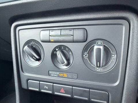 Volkswagen Beetle 1.4 DESIGN TSI 14