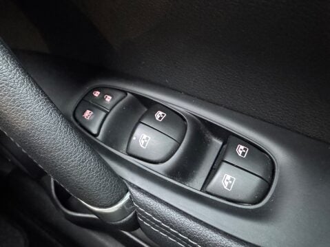 Nissan Qashqai DIG-T TEKNA DCT 25