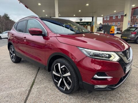 Nissan Qashqai DIG-T TEKNA DCT 6