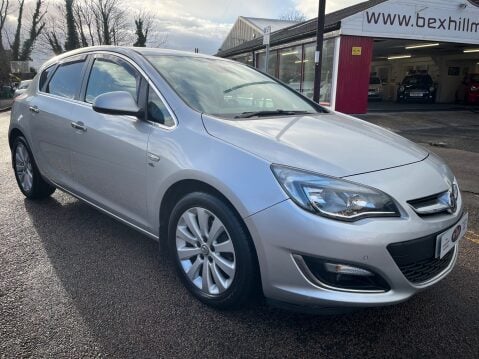 Vauxhall Astra 2.0 CDTI ELITE 4