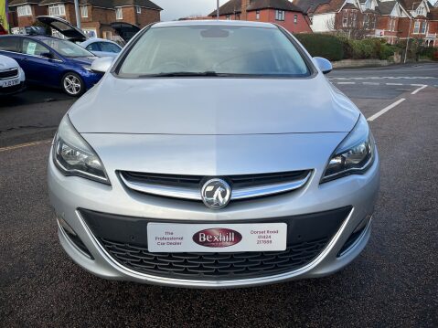 Vauxhall Astra 2.0 CDTI ELITE 8