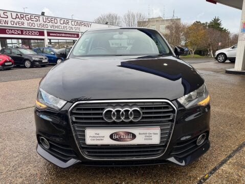 Audi A1 TFSI SPORT 8