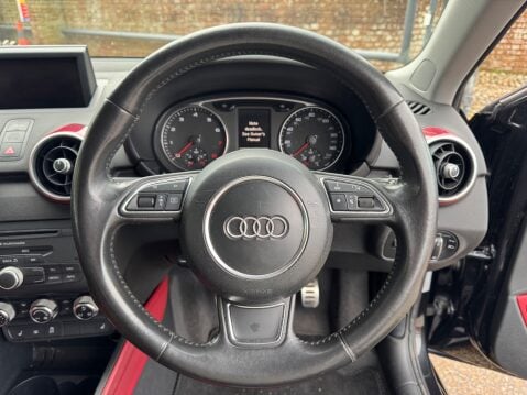 Audi A1 TFSI SPORT 12