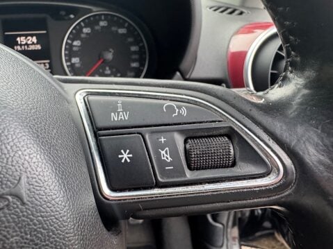 Audi A1 TFSI SPORT 14