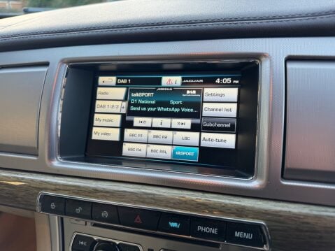 Jaguar XF D PREMIUM LUXURY SPORTBRAKE 17