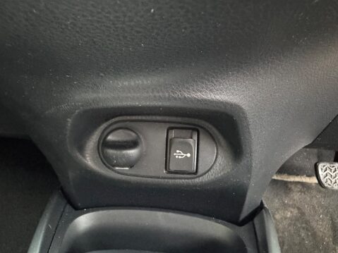 Toyota Yaris VVT-I ICON M-DRIVE S 18