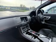 Jaguar XF D V6 R-SPORT BLACK 8