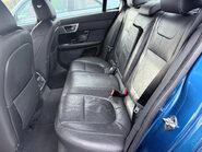 Jaguar XF D V6 R-SPORT BLACK 11