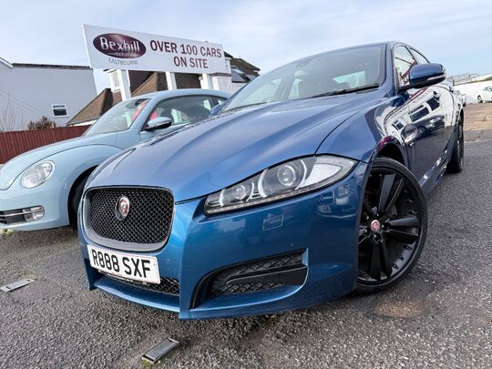 Jaguar XF D V6 R-SPORT BLACK 