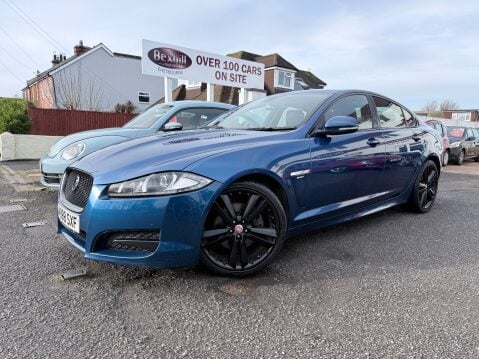 Jaguar XF D V6 R-SPORT BLACK 1