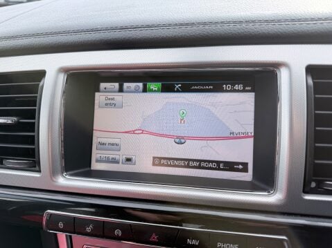 Jaguar XF D V6 R-SPORT BLACK 13