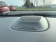 Jaguar XF D V6 R-SPORT BLACK 17