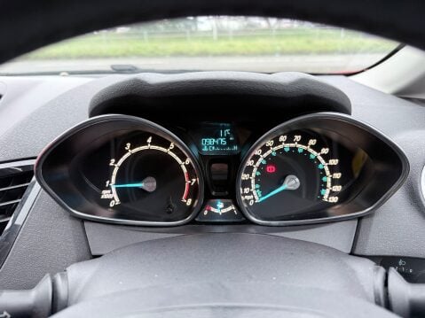 Ford Fiesta 1.0 TITANIUM ECOBOOST 19