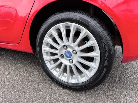 Ford Fiesta 1.0 TITANIUM ECOBOOST 8