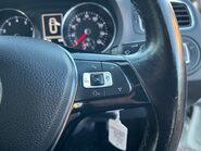 Volkswagen Polo 1.0 SE 13