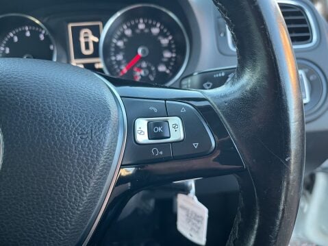 Volkswagen Polo 1.0 SE 13