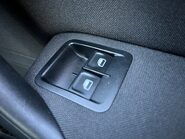 Volkswagen Polo 1.0 SE 19