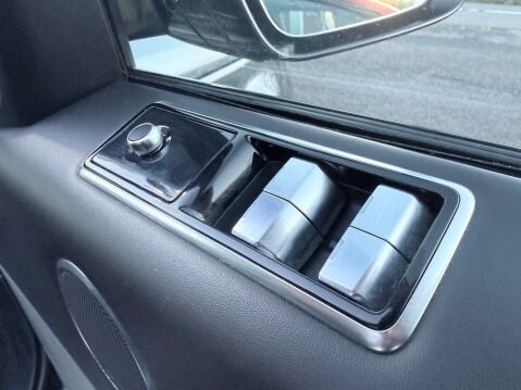 Land Rover Range Rover Sport AUTOBIOGRAPHY DYNAMIC 32