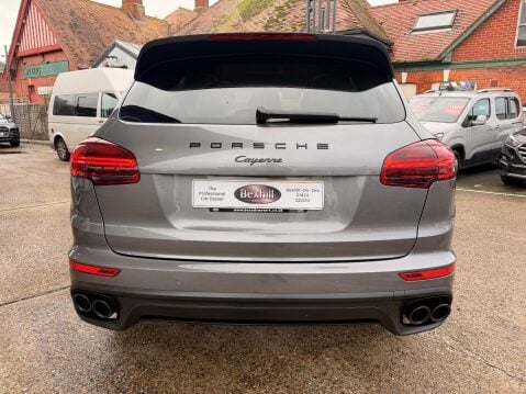 Porsche Cayenne D V6 TIPTRONIC S 6