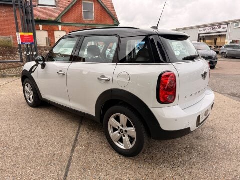 Mini Countryman COOPER 11