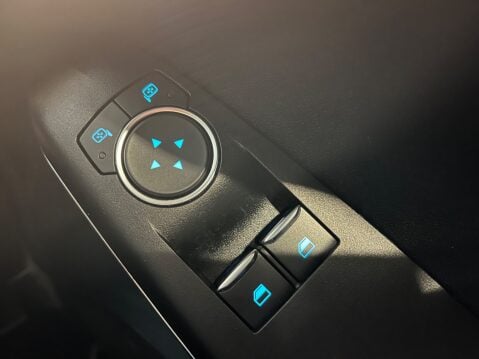 Ford Fiesta 1.0 ST-LINE NAVIGATION 26