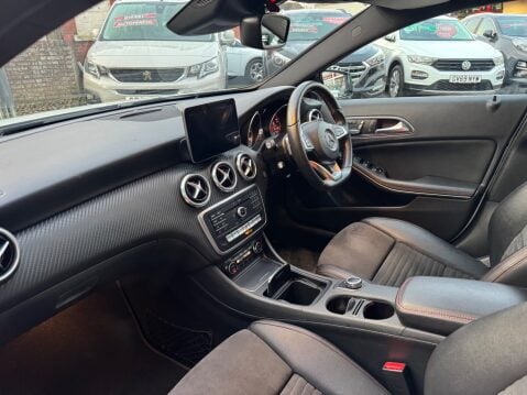 Mercedes-Benz A Class A 200 D AMG LINE PREMIUM PLUS 11