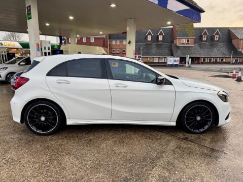 Mercedes-Benz A Class A 200 D AMG LINE PREMIUM PLUS 4