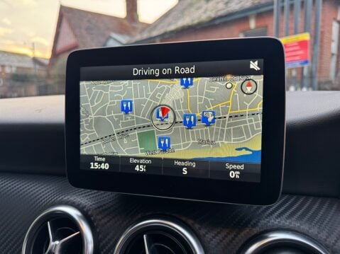 Mercedes-Benz A Class A 200 D AMG LINE PREMIUM PLUS 22