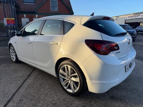 Vauxhall Astra TECH LINE GT 7