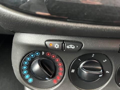 Vauxhall Corsa 1.4 ENERGY 17