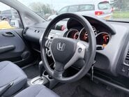 Honda Jazz DSI SE AUTOMATIC 8
