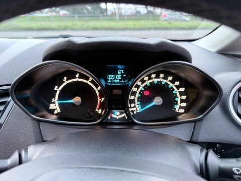 Ford Fiesta 1.0 TITANIUM 21
