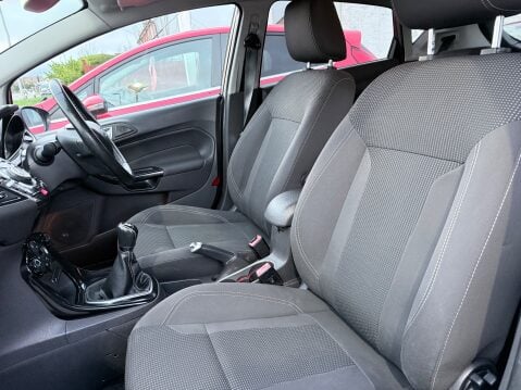 Ford Fiesta 1.0 TITANIUM 11