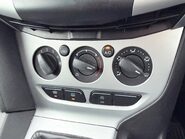 Ford Focus 1.0 ZETEC 13