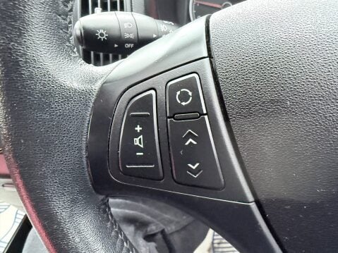 Hyundai i30 1.4 COMFORT 16