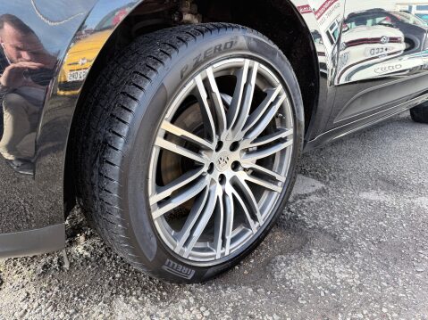 Porsche Macan D S PDK 8