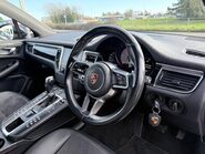 Porsche Macan D S PDK 10