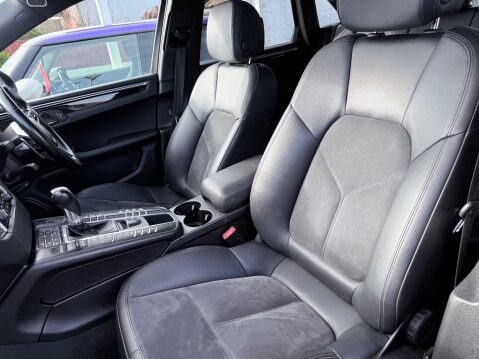 Porsche Macan D S PDK 11