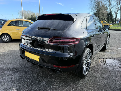 Porsche Macan D S PDK 5