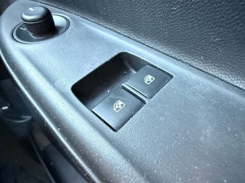 Vauxhall Viva 1.0 SE 18