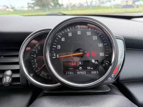 Mini Hatch ONE CLASSIC 17