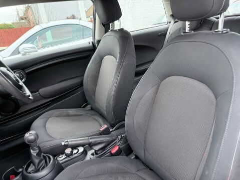 Mini Hatch ONE CLASSIC 11