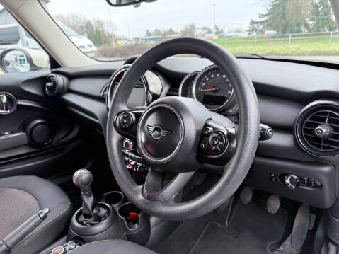 Mini Hatch ONE CLASSIC 10