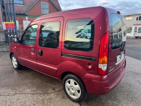 Renault Kangoo EXPRESSION 16V 7