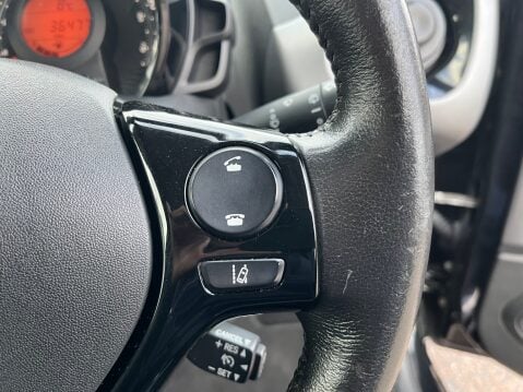 Toyota Aygo 1.0 VVT-I X-CLUSIV 14