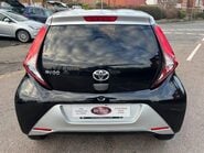 Toyota Aygo 1.0 VVT-I X-CLUSIV 5
