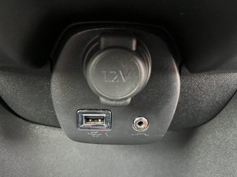 Toyota Aygo 1.0 VVT-I X-CLUSIV 28